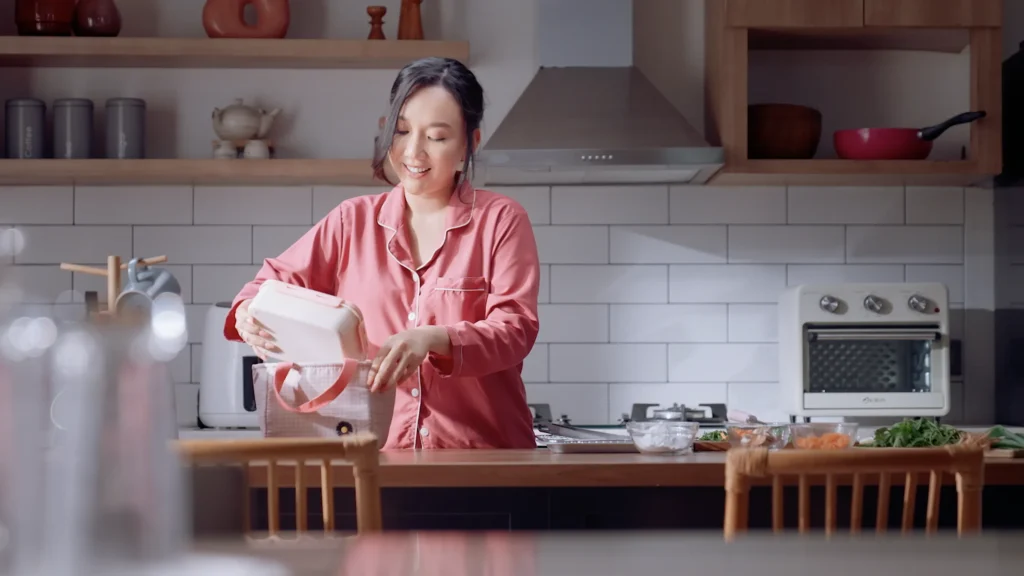 See how Sante Productions helped launch the Kirin Omni Oven through a high-impact commercial video, combining creative storytelling and digital strategy.